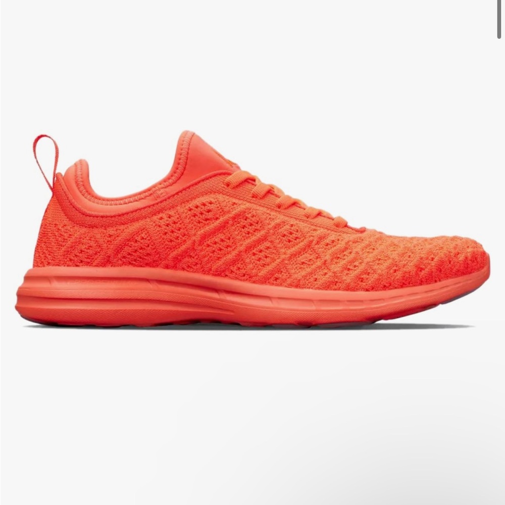 APL TechLoom Phantom Running Shoes Neon Coral Orange Size 7 NWT